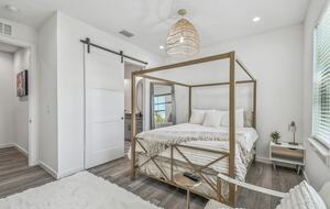 Urban Oasis with Rooftop Views in Tampa - Tampa, Florida