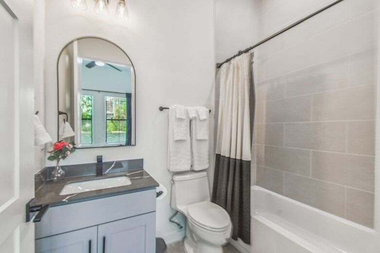 Urban Oasis with Rooftop Views in Tampa - Tampa, Florida