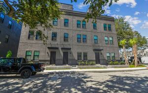 Urban Oasis with Rooftop Views in Tampa - Tampa, Florida