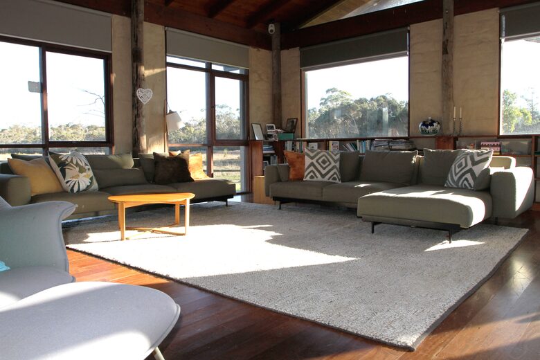 Countryside Grandeur with Private Lake and Tennis Court - Moorooduc, Australia