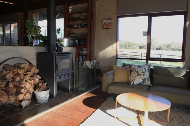 Countryside Grandeur with Private Lake and Tennis Court - Moorooduc, Australia