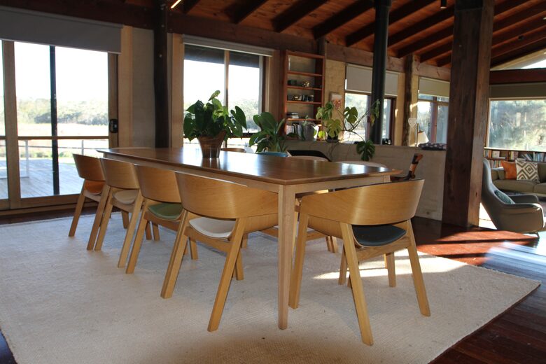 Countryside Grandeur with Private Lake and Tennis Court - Moorooduc, Australia