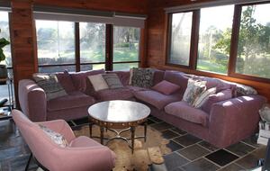 Countryside Grandeur with Private Lake and Tennis Court - Moorooduc, Australia