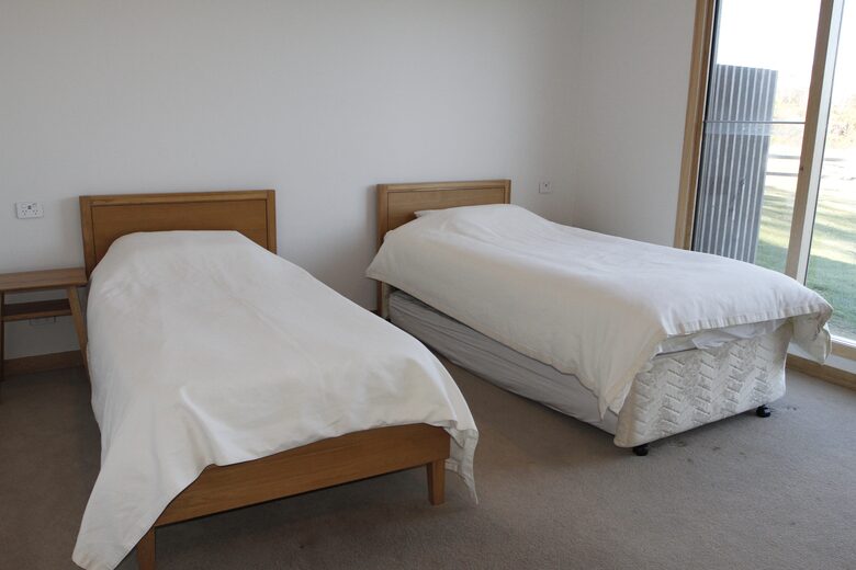 Countryside Grandeur with Private Lake and Tennis Court - Moorooduc, Australia