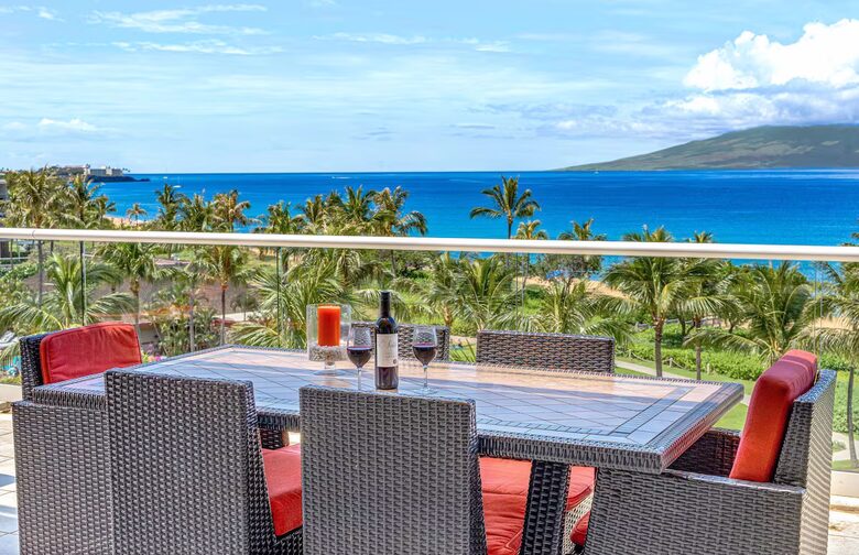 Honua Kai Corner Retreat with Wraparound Balcony - Lahaina, Hawaii