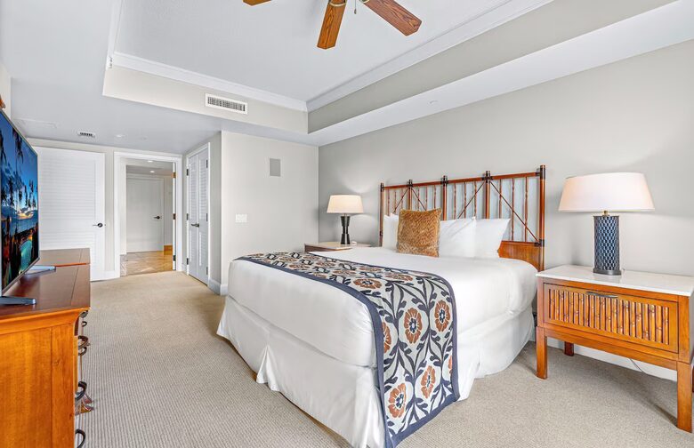 Honua Kai Corner Retreat with Wraparound Balcony - Lahaina, Hawaii