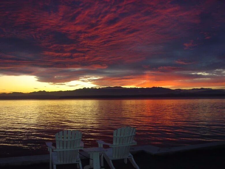 Whidbey Waterfront Haven - Greenbank, Washington
