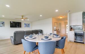 Charming Coastal Retreat on Florida’s Gulf Coast - Ruskin, Florida