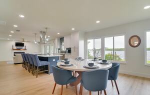 Charming Coastal Retreat on Florida’s Gulf Coast - Ruskin, Florida