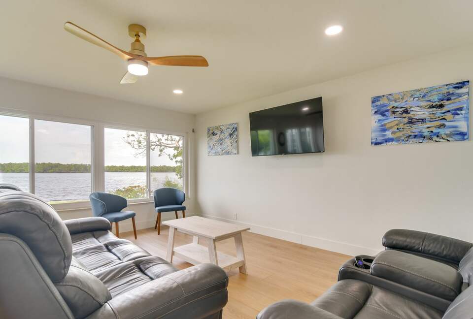 Charming Coastal Retreat on Florida’s Gulf Coast - Ruskin, Florida