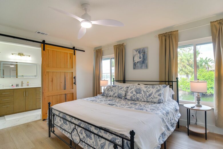 Charming Coastal Retreat on Florida’s Gulf Coast - Ruskin, Florida