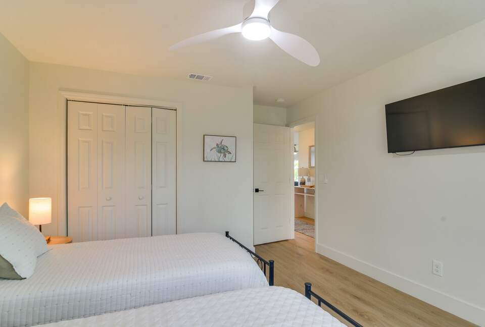 Charming Coastal Retreat on Florida’s Gulf Coast - Ruskin, Florida