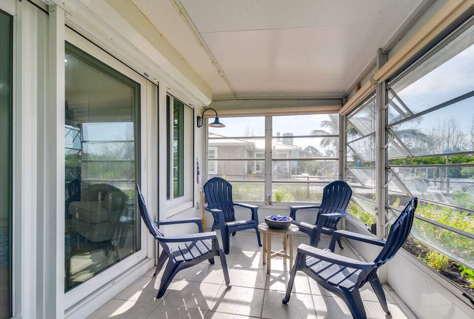 Charming Coastal Retreat on Florida’s Gulf Coast - Ruskin, Florida