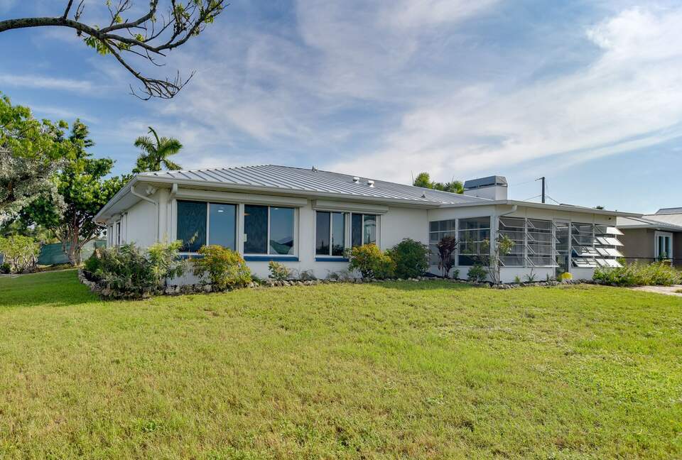 Charming Coastal Retreat on Florida’s Gulf Coast - Ruskin, Florida