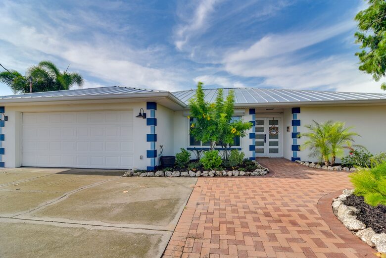 Charming Coastal Retreat on Florida’s Gulf Coast - Ruskin, Florida