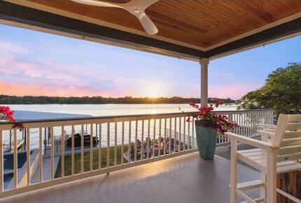 Perfect Lakehouse Getaway on Lake LBJ - Horseshoe Bay/Kingsland - Kingsland, Texas