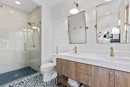 Perfect Lakehouse Getaway on Lake LBJ - Horseshoe Bay/Kingsland - Kingsland, Texas