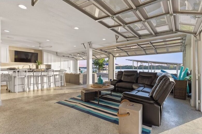 Perfect Lakehouse Getaway on Lake LBJ - Horseshoe Bay/Kingsland - Kingsland, Texas