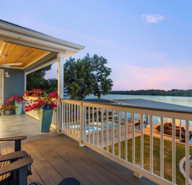 Perfect Lakehouse Getaway on Lake LBJ - Horseshoe Bay/Kingsland - Kingsland, Texas