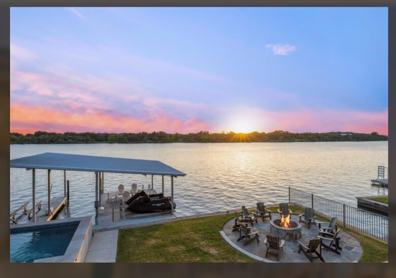Perfect Lakehouse Getaway on Lake LBJ - Horseshoe Bay/Kingsland - Kingsland, Texas