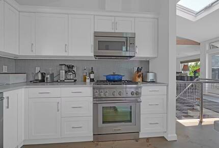 Provincetown Elegance by the Sea - Provincetown, Massachusetts