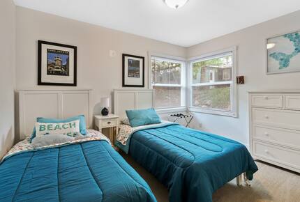 Charming Cottage Retreat with Lake Access in Fontana - Fontana-on-Geneva Lake, Wisconsin