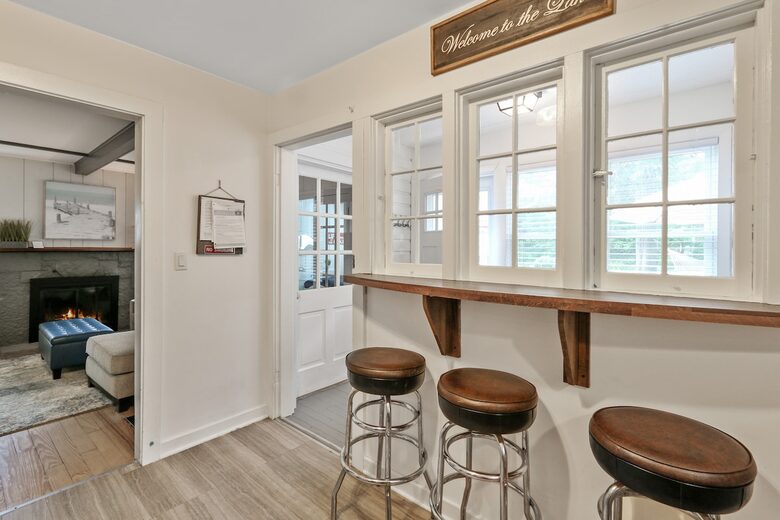 Charming Cottage Retreat with Lake Access in Fontana - Fontana-on-Geneva Lake, Wisconsin