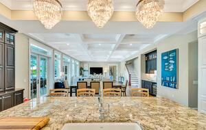 Grand Canal-Side Haven in Holmes Beach - Holmes Beach, Florida