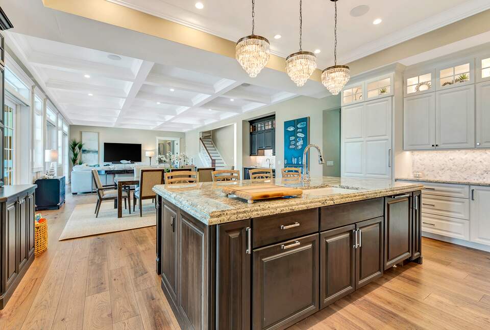 Grand Canal-Side Haven in Holmes Beach - Holmes Beach, Florida