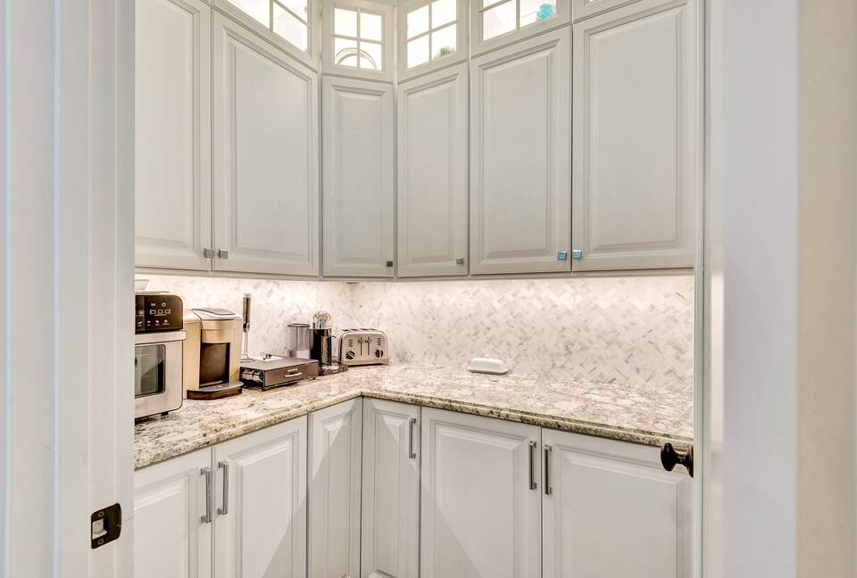 Grand Canal-Side Haven in Holmes Beach - Holmes Beach, Florida