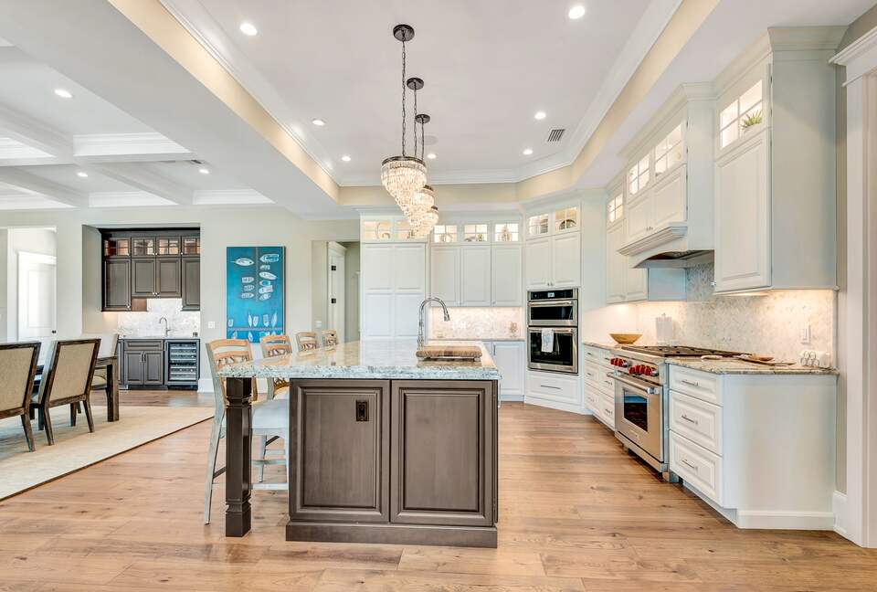 Grand Canal-Side Haven in Holmes Beach - Holmes Beach, Florida