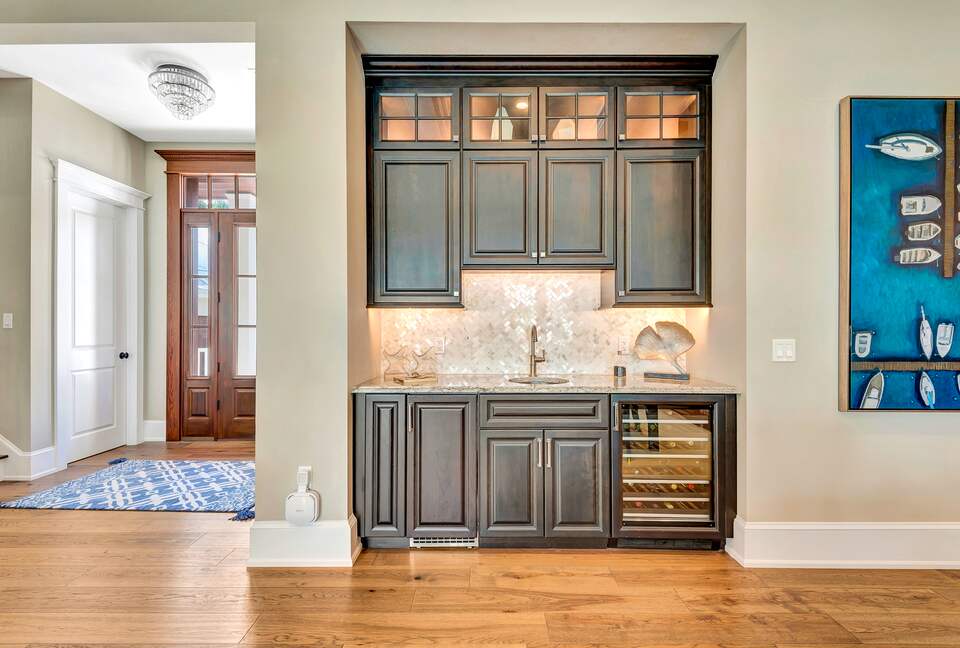 Grand Canal-Side Haven in Holmes Beach - Holmes Beach, Florida