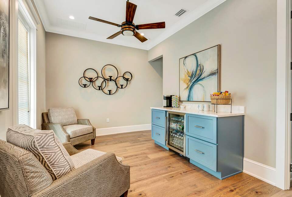 Grand Canal-Side Haven in Holmes Beach - Holmes Beach, Florida