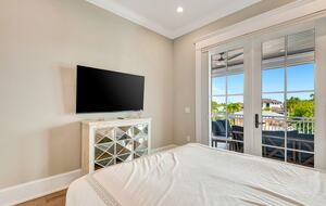 Grand Canal-Side Haven in Holmes Beach - Holmes Beach, Florida