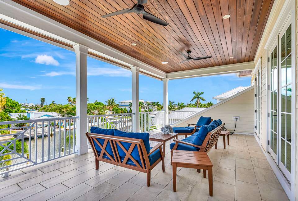 Grand Canal-Side Haven in Holmes Beach - Holmes Beach, Florida