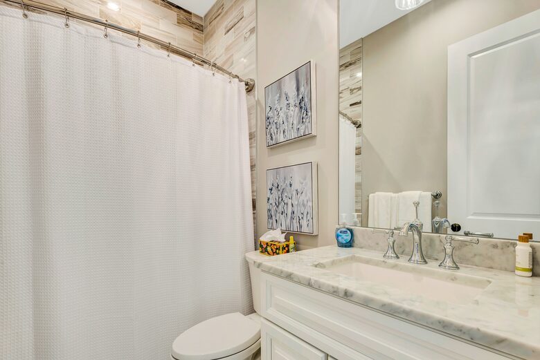 Grand Canal-Side Haven in Holmes Beach - Holmes Beach, Florida