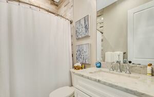 Grand Canal-Side Haven in Holmes Beach - Holmes Beach, Florida