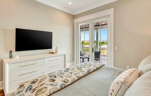 Grand Canal-Side Haven in Holmes Beach - Holmes Beach, Florida