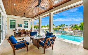 Grand Canal-Side Haven in Holmes Beach - Holmes Beach, Florida