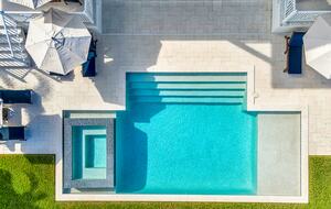 Grand Canal-Side Haven in Holmes Beach - Holmes Beach, Florida