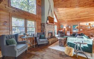 Creekside Serenity on Lake Blue Ridge - Morganton, Georgia