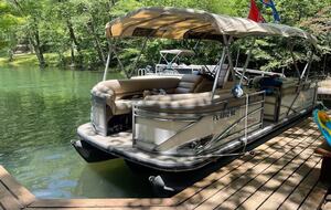 Creekside Serenity on Lake Blue Ridge - Morganton, Georgia