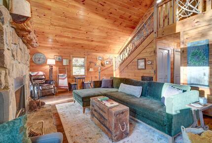 Creekside Serenity on Lake Blue Ridge - Morganton, Georgia