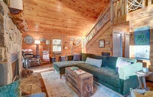 Creekside Serenity on Lake Blue Ridge - Morganton, Georgia