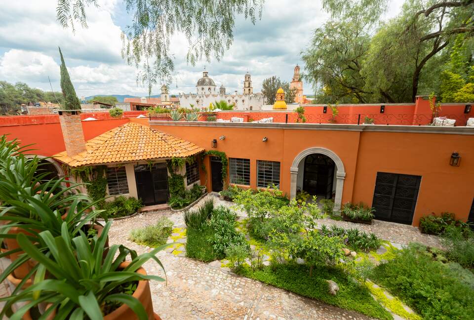 Timeless Elegance Near San Miguel de Allende - San Miguel de Allende, Mexico