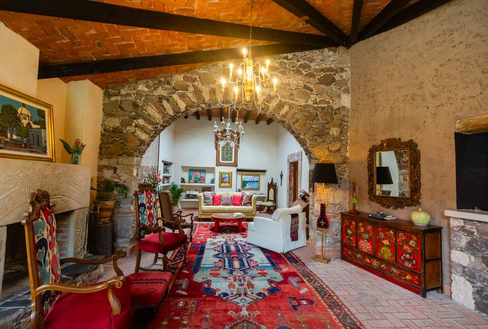 Timeless Elegance Near San Miguel de Allende - San Miguel de Allende, Mexico