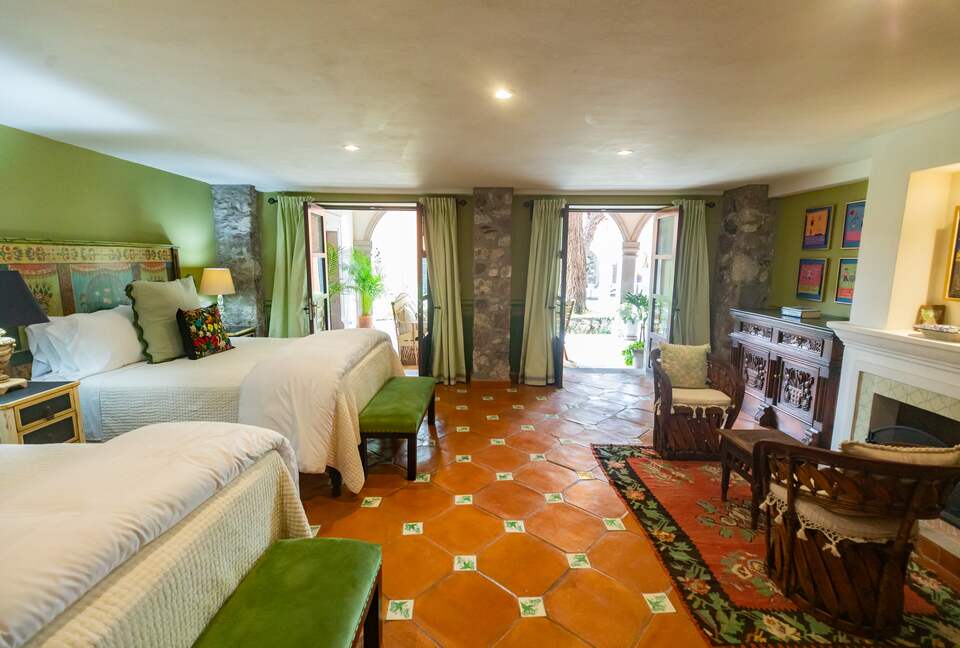 Timeless Elegance Near San Miguel de Allende - San Miguel de Allende, Mexico