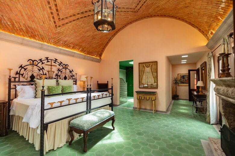 Timeless Elegance Near San Miguel de Allende - San Miguel de Allende, Mexico