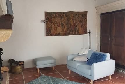 Charming Stone House with Pool - Pouzilhac, France