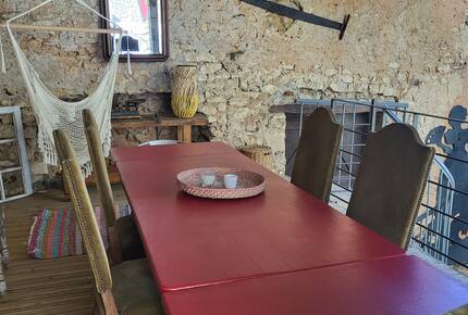 Charming Stone House with Pool - Pouzilhac, France